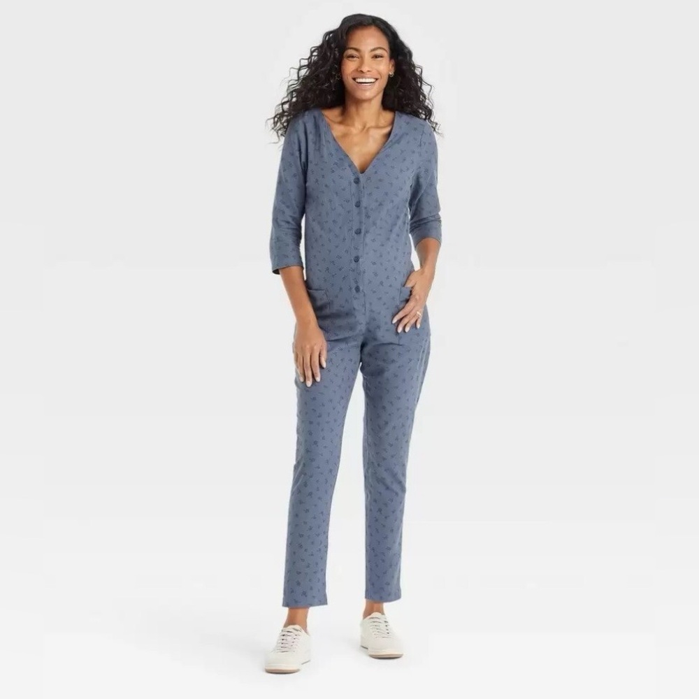 The Nines by HATCH 3/4 Sleeve Button Up Maternity Jumpsuit Indigo Floral. Medium